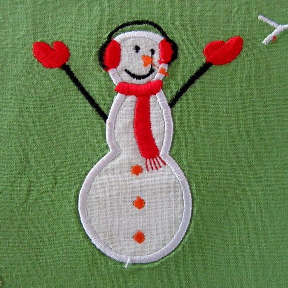 Red & green Christmas appliqued & embroidered placements 3 Snowmen - set of 4 - Picture 3 of 10